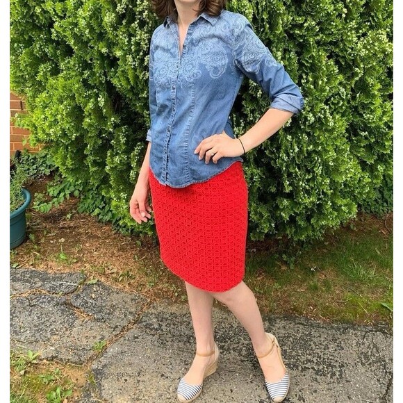 J Crew The Pencil Skirt Exploded Eyelet Red Lace Skirt Cotton Womens Size 6 - Picture 1 of 7